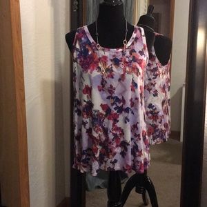 Floral sleeveless top